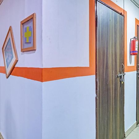 היידראבד Hotel O New Lakeview Palace מראה חיצוני תמונה