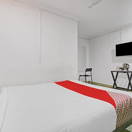 היידראבד Hotel O New Lakeview Palace מראה חיצוני תמונה
